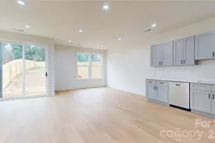 2520 Elmin St, Charlotte, NC 28208 - Photo 9