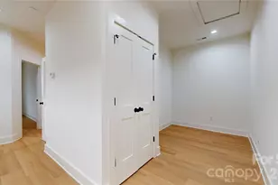 2518 Elmin St, Charlotte, NC 28208 - Photo 13