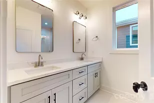 2518 Elmin St, Charlotte, NC 28208 - Photo 17