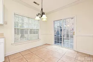 9177 Bonnie Briar Cir, Charlotte, NC 28277 - Photo 13