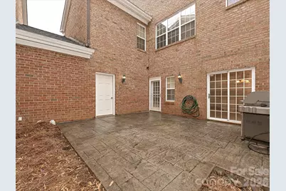 9177 Bonnie Briar Circle, Charlotte, NC 28277 - Photo 33