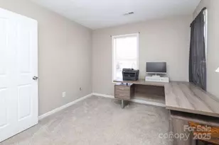 1109 Triece Ln, Charlotte, NC 28215 - Photo 9