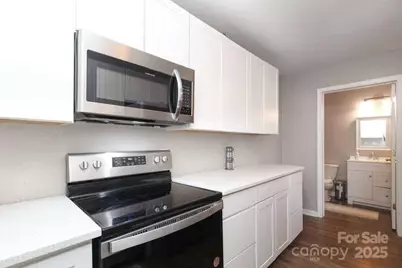 1109 Triece Lane, Charlotte, NC 28215 - Photo 19