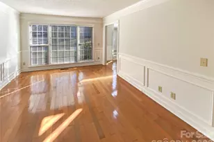 3906 Melshire Ln, Charlotte, NC 28269 - Photo 7