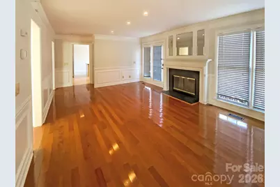 3906 Melshire Lane, Charlotte, NC 28269 - Photo 9