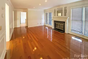 3906 Melshire Ln, Charlotte, NC 28269 - Photo 9