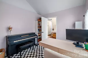 10803 Northgate Trail Dr, Charlotte, NC 28215 - Photo 9