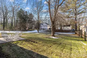 8609 Abbey Brook Ct, Charlotte, NC 28216 - Photo 33