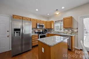 8609 Abbey Brook Ct, Charlotte, NC 28216 - Photo 13