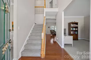 8609 Abbey Brook Ct, Charlotte, NC 28216 - Photo 3