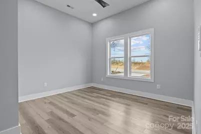 913 Wilson W Lee Boulevard, Statesville, NC 28677 - Photo 3