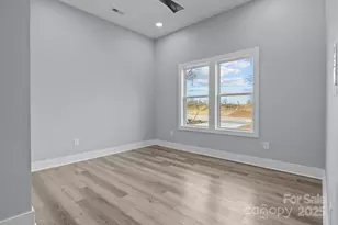 913 Wilson W Lee Blvd, Statesville, NC 28677 - Photo 3