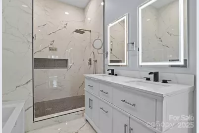 913 Wilson W Lee Boulevard, Statesville, NC 28677 - Photo 25