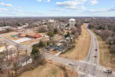913 Wilson W Lee Boulevard, Statesville, NC 28677 - Photo 45