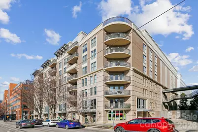 718 W Trade Street #302, Charlotte, NC 28202 - Photo 3