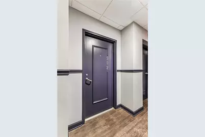 718 W Trade Street #302, Charlotte, NC 28202 - Photo 5