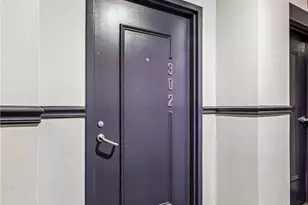 718 W Trade St, Charlotte, NC 28202 - Photo 5