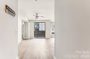 718 W Trade St, Charlotte, NC 28202 - Photo 7