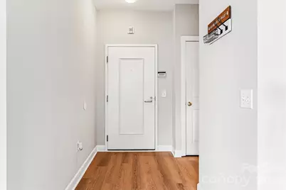 718 W Trade Street #302, Charlotte, NC 28202 - Photo 5