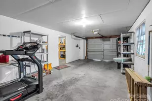 112 Serenity Cir, Hendersonville, NC 28792 - Photo 27