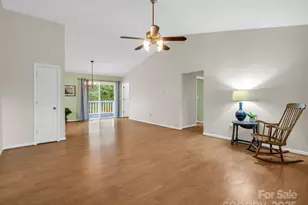 112 Serenity Cir, Hendersonville, NC 28792 - Photo 3