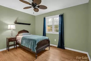 112 Serenity Cir, Hendersonville, NC 28792 - Photo 17