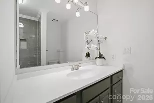 413 W 8th St, Charlotte, NC 28202 - Photo 7