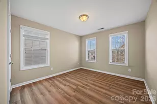 8919 Inverness Bay Rd, Charlotte, NC 28278 - Photo 19