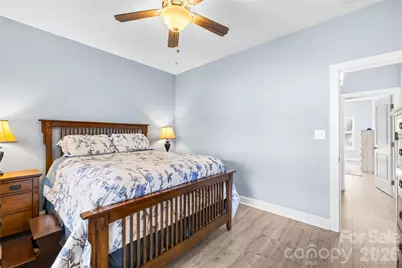 1600 Barefoot Avenue, Catawba, NC 28609 - Photo 21