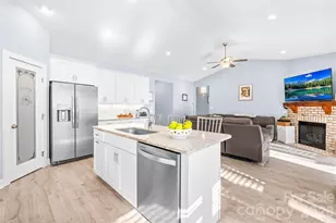 1600 Barefoot Ave, Catawba, NC 28609 - Photo 9