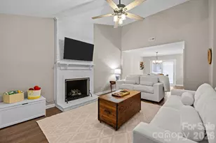 2704 Hillmont Dr, Charlotte, NC 28226 - Photo 5