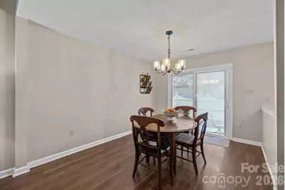 2704 Hillmont Drive, Charlotte, NC 28226 - Photo 7