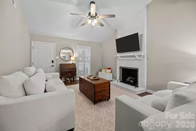 2704 Hillmont Drive, Charlotte, NC 28226 - Photo 3