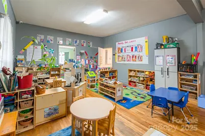 547 N Oakland Avenue, Statesville, NC 28677 - Photo 7