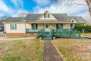 547 N Oakland Ave, Statesville, NC 28677 - Photo 1