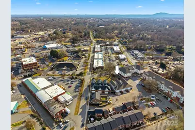 1449 N Center Street, Hickory, NC 28601 - Photo 31