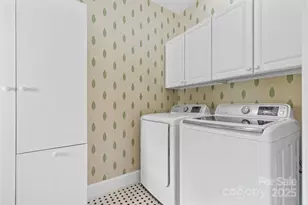 7601 Sharpthorne Pl, Charlotte, NC 28270 - Photo 19