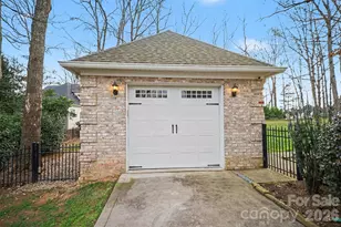 6722 Fox Ridge Cir, Davidson, NC 28036 - Photo 41