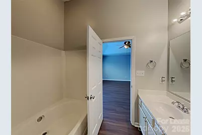 1040 Chaucery Lane, Matthews, NC 28104 - Photo 23