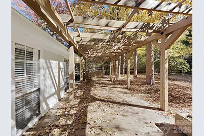 1040 Chaucery Lane, Matthews, NC 28104 - Photo 27