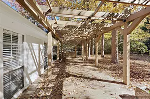 1040 Chaucery Ln, Matthews, NC 28104 - Photo 27