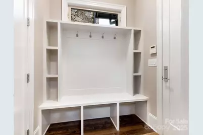 2011 Sharon Avenue, Charlotte, NC 28211 - Photo 17