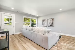 3208 Clearview Dr, Charlotte, NC 28216 - Photo 5