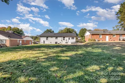 3208 Clearview Drive #8, Charlotte, NC 28216 - Photo 25