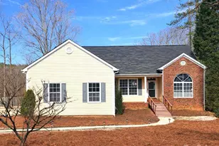 132 Grayrock Dr, Statesville, NC 28677 - Photo 1