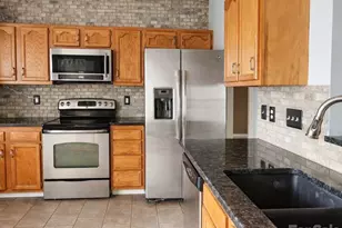 132 Grayrock Dr, Statesville, NC 28677 - Photo 5