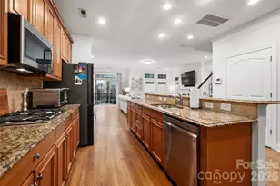 3321 Luke Crossing Dr, Charlotte, NC 28226 - Photo 9