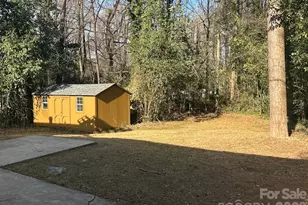 8928 Singingpine Rd, Charlotte, NC 28214 - Photo 7