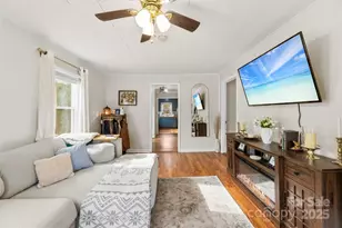 507 S Maple St, Dallas, NC 28034 - Photo 5