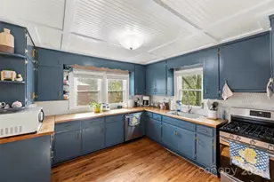 507 S Maple St, Dallas, NC 28034 - Photo 3